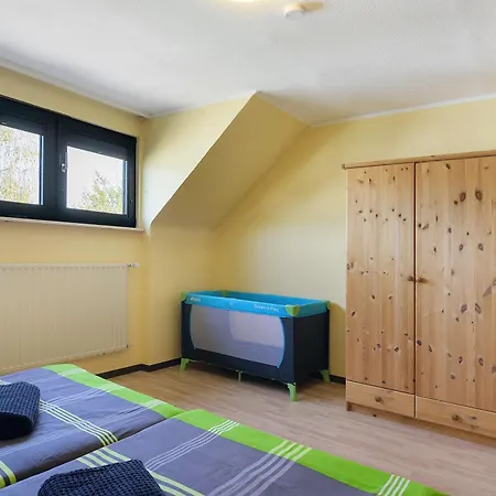 度假居 Eifelferienhaus Thome Lissendorf