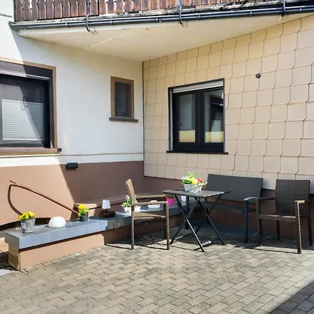 Semesterbostad Eifelferienhaus Thome *
